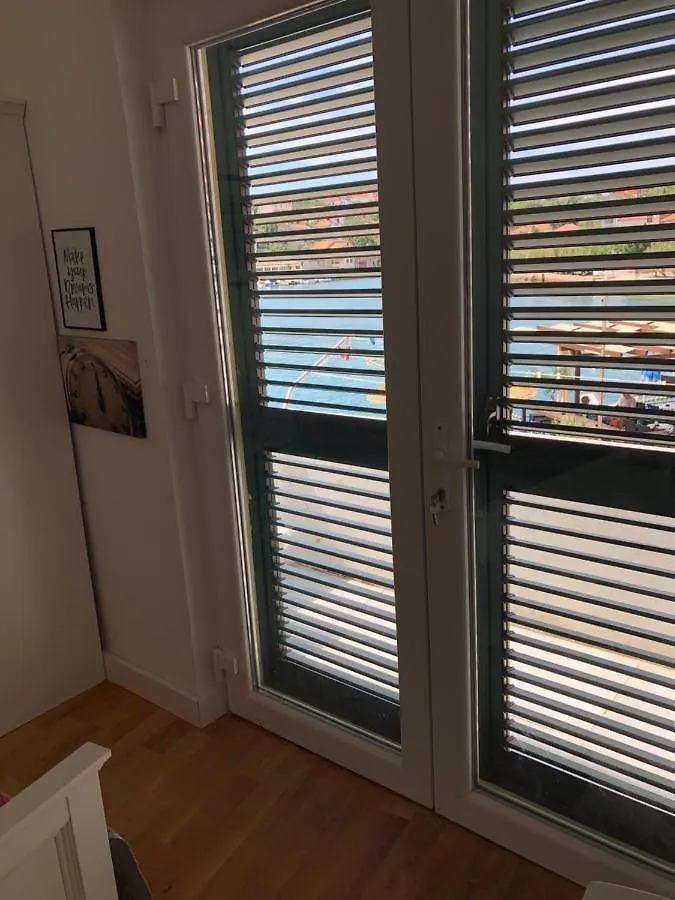Apartment Eva Kali Croatia