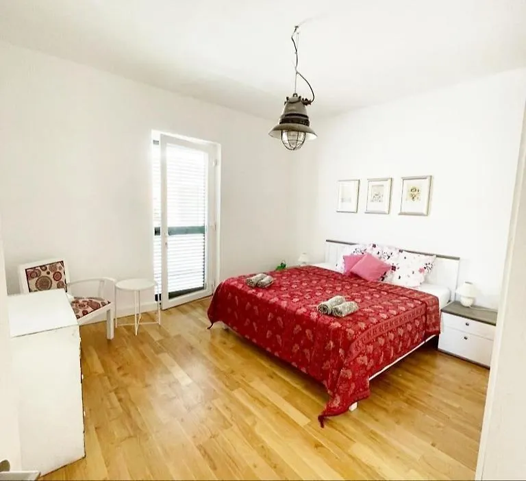 Apartment Eva Kali